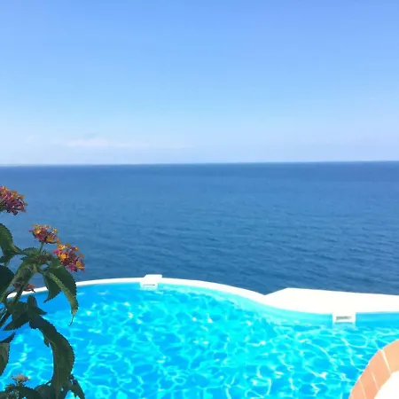 House Of Greek's Сasa de vacaciones Agnone Bagni
