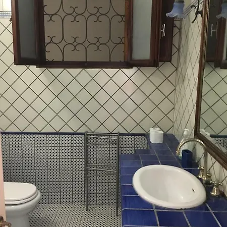 House Of Greek's * Agnone Bagni