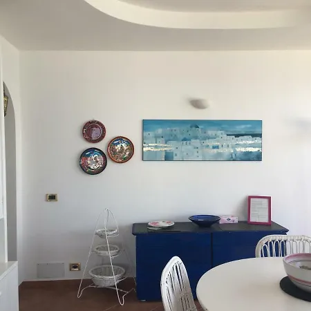 House Of Greek's Agnone Bagni